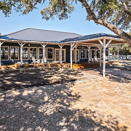 The Claire Hotel Canyon Lake Bagian luar foto
